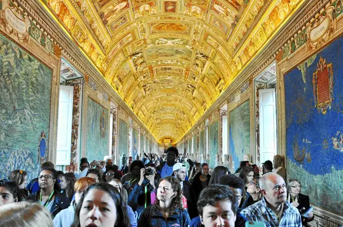 Alerta en el Museo Vaticano: Desmayos y agobio