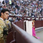 Víctor Barrio durante una corrida