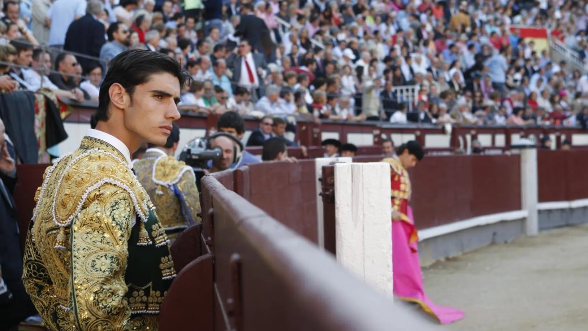 Víctor Barrio durante una corrida