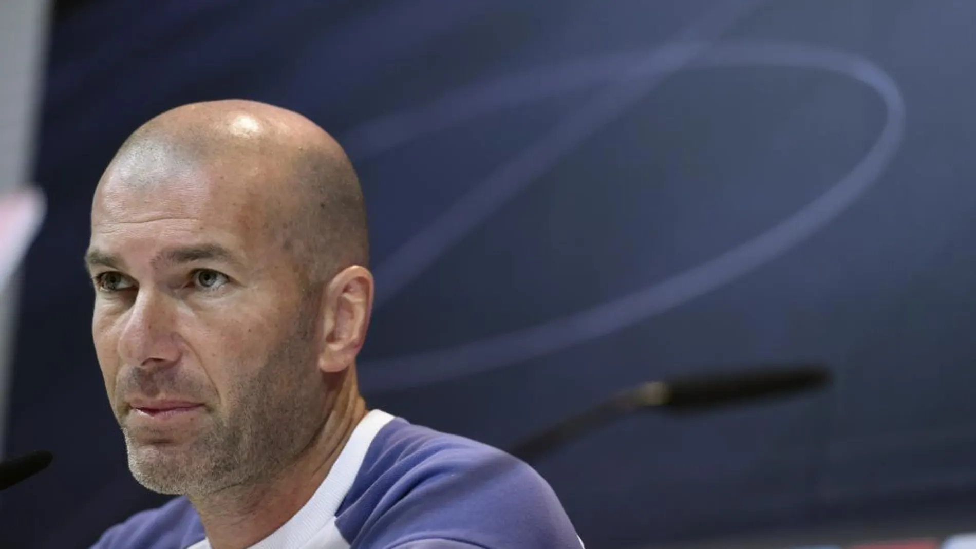 El técnico del Real Madrid, el francés Zinedine Zidane, durante la rueda de prensa