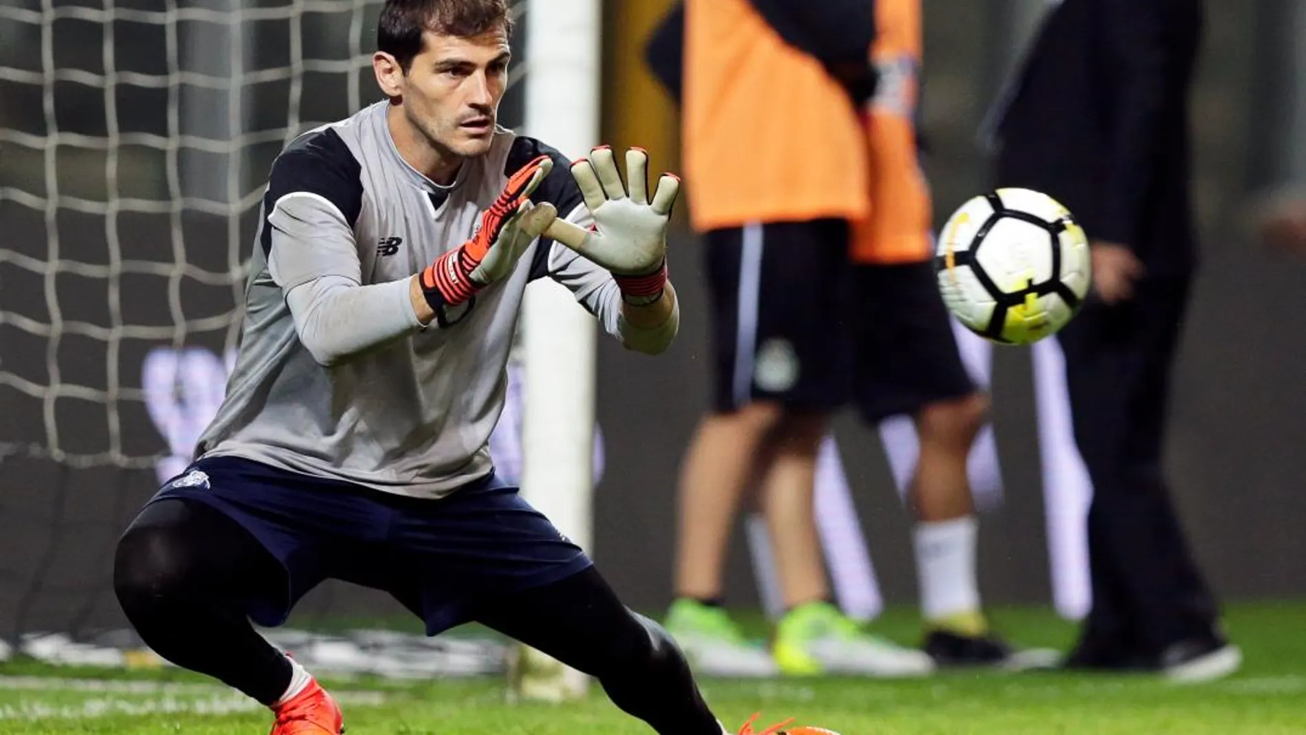 El portero español del FC Oporto, Iker Casillas / Foto: Efe