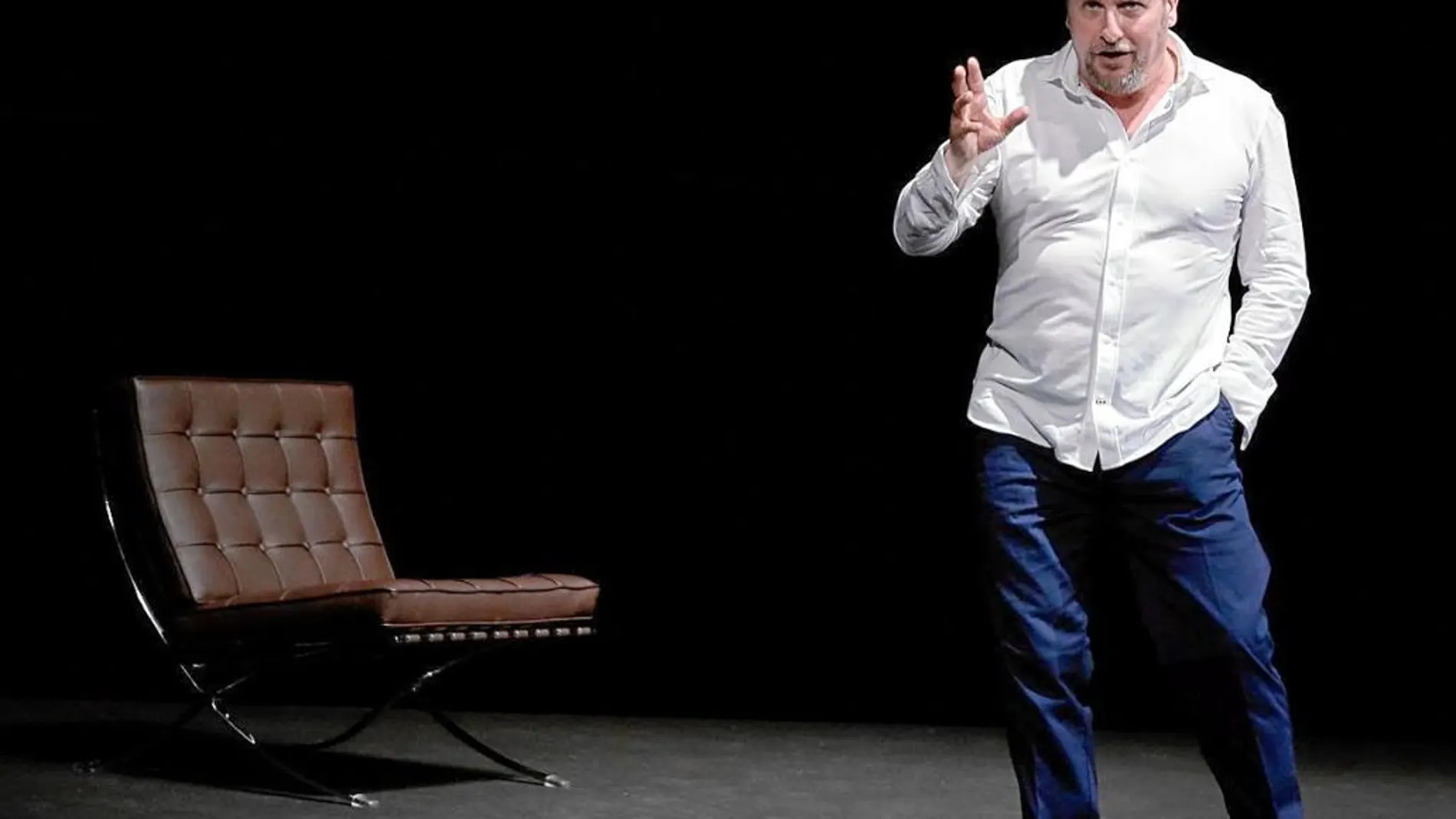 Fernando Cayo encara al protagonista del debut teatral del filósofo Javier Gomá