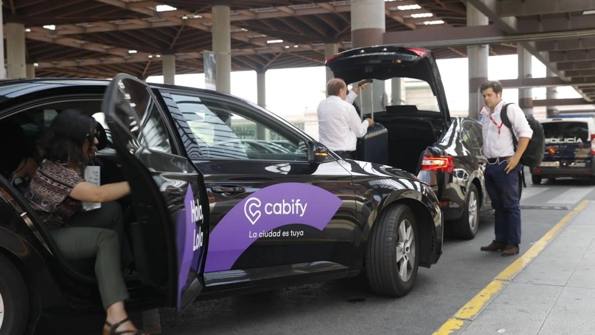 La Justicia estudia anular miles de sanciones a Uber y Cabify