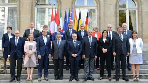 Imagen de los ministros de Interior y Transportes reunidos hoy en Bruselas
