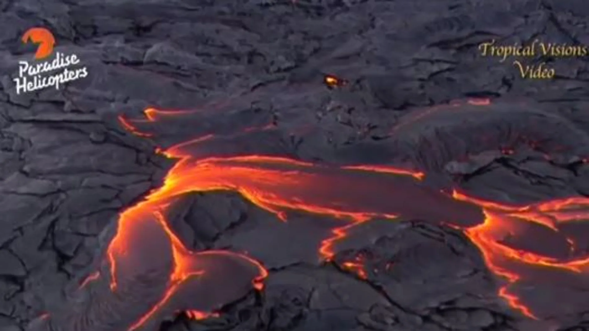 El espectáculo de la lava sobre Hawái, a vista de pájaro