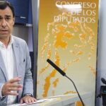 El vicesecretario de Organización del PP, Fernando Martínez-Maillo, durante la rueda de prensa que ha ofrecido hoy en el Congreso