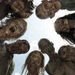 Imagen de la serie "The Walking Dead", con seres "muertos y resucitados por brujería"o que están "atontados"
