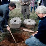 El consejero Suárez-Quiñones inaugura el proyecto de reforestación