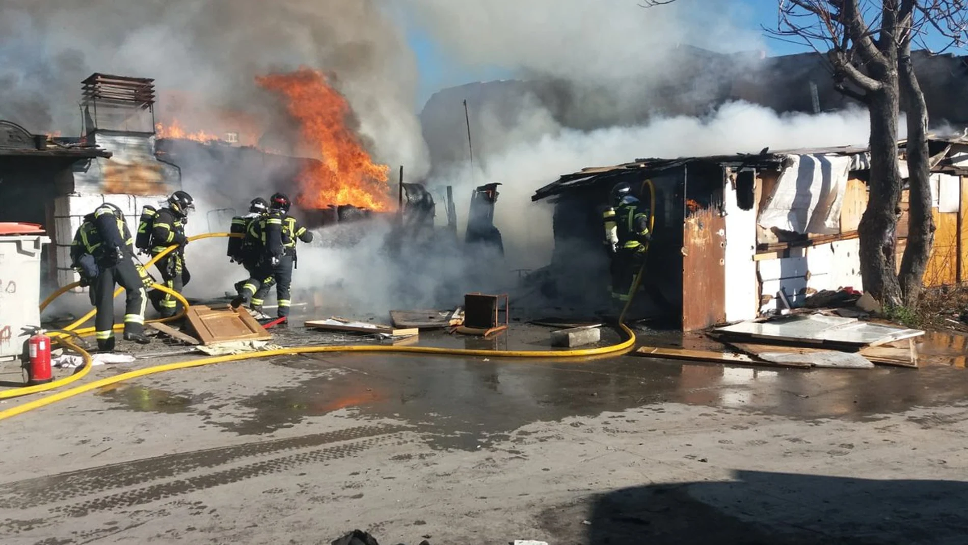 Incendio en poblado chabolista de Fuencarral