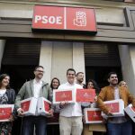 El equipo de Susana Díaz, precandidata a las primarias a la Secretaría General del PSOE, encabezado por Nino Torres