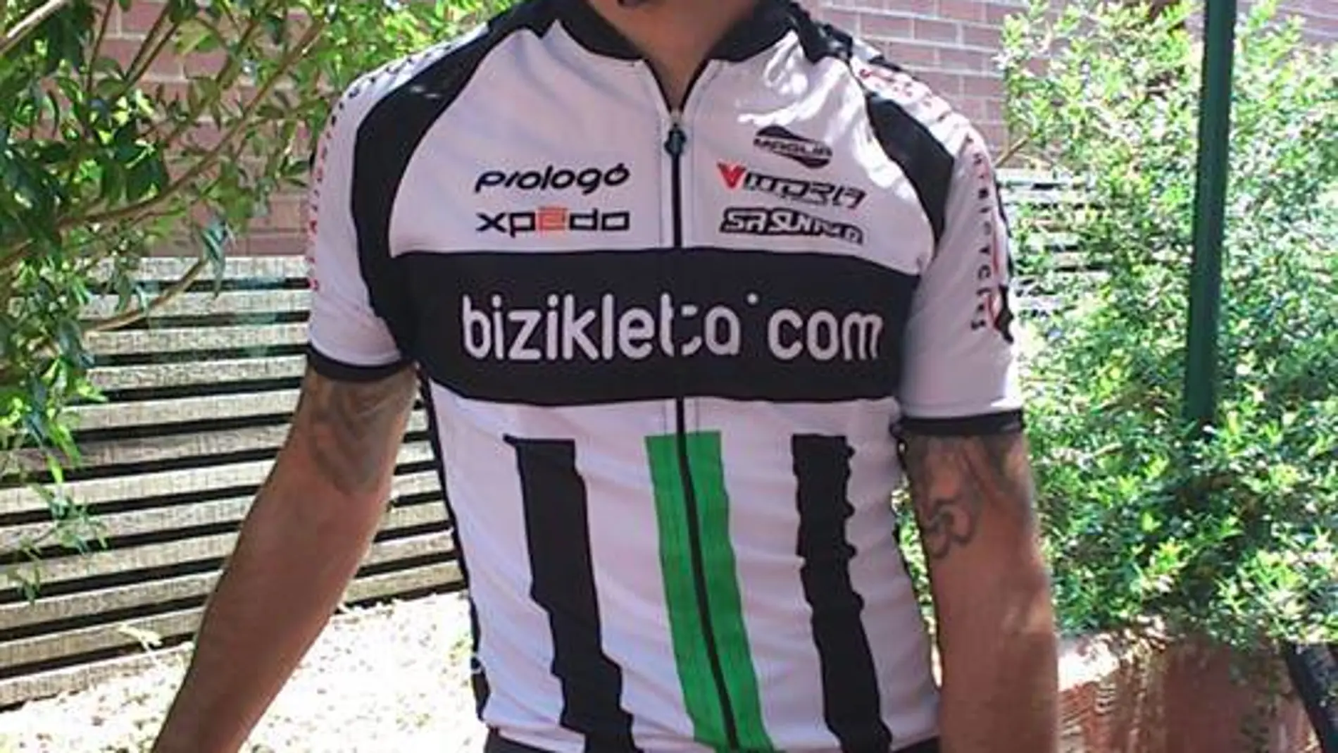 Muere en un accidente de tráfico el ex ciclista de Euskaltel Euskadi Aitor Bugallo