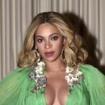 Beyonce presume de escote y de embarazo
