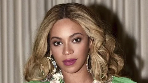 Beyonce presume de escote y de embarazo