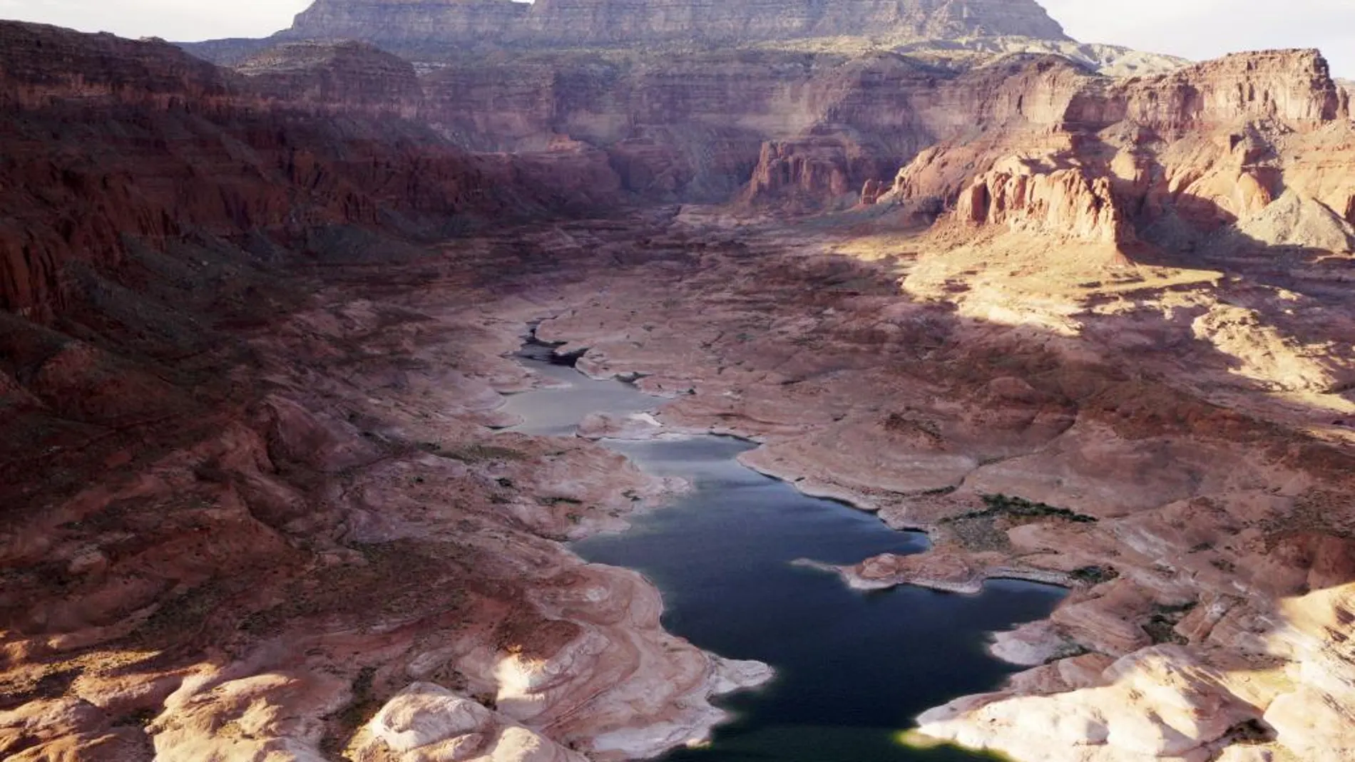 Lago Powell visto por un satélite de la NASA en 2015