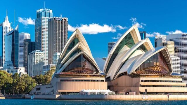 Vista frontal del Sydney Opera House
