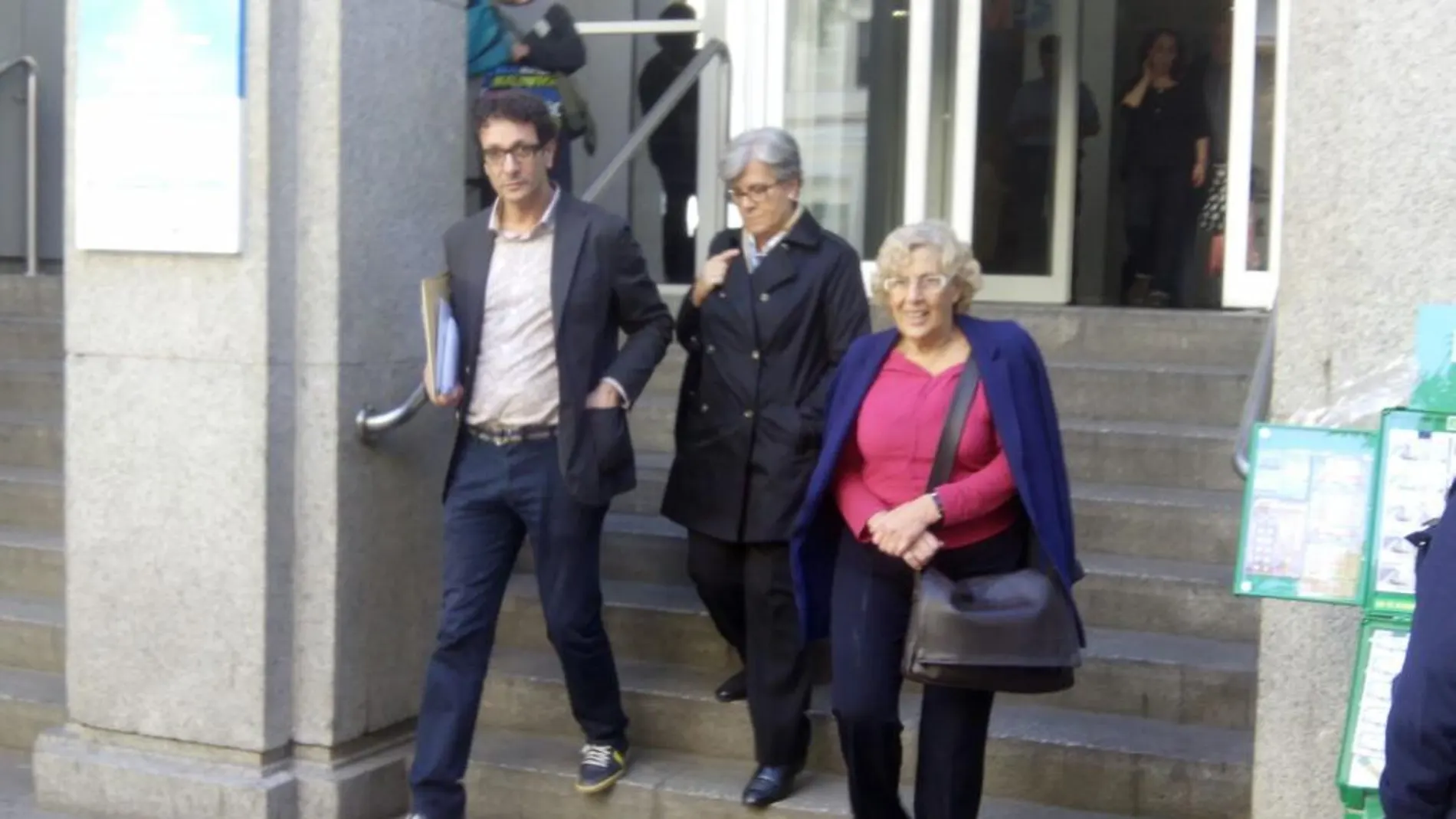 Carmena abandonó el Hospital de la Princesa pasado el mediodía