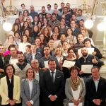 Óscar Puente junto a Rafi Romero, Rocío Lucas y los participantes en los cursos mixtos de formación