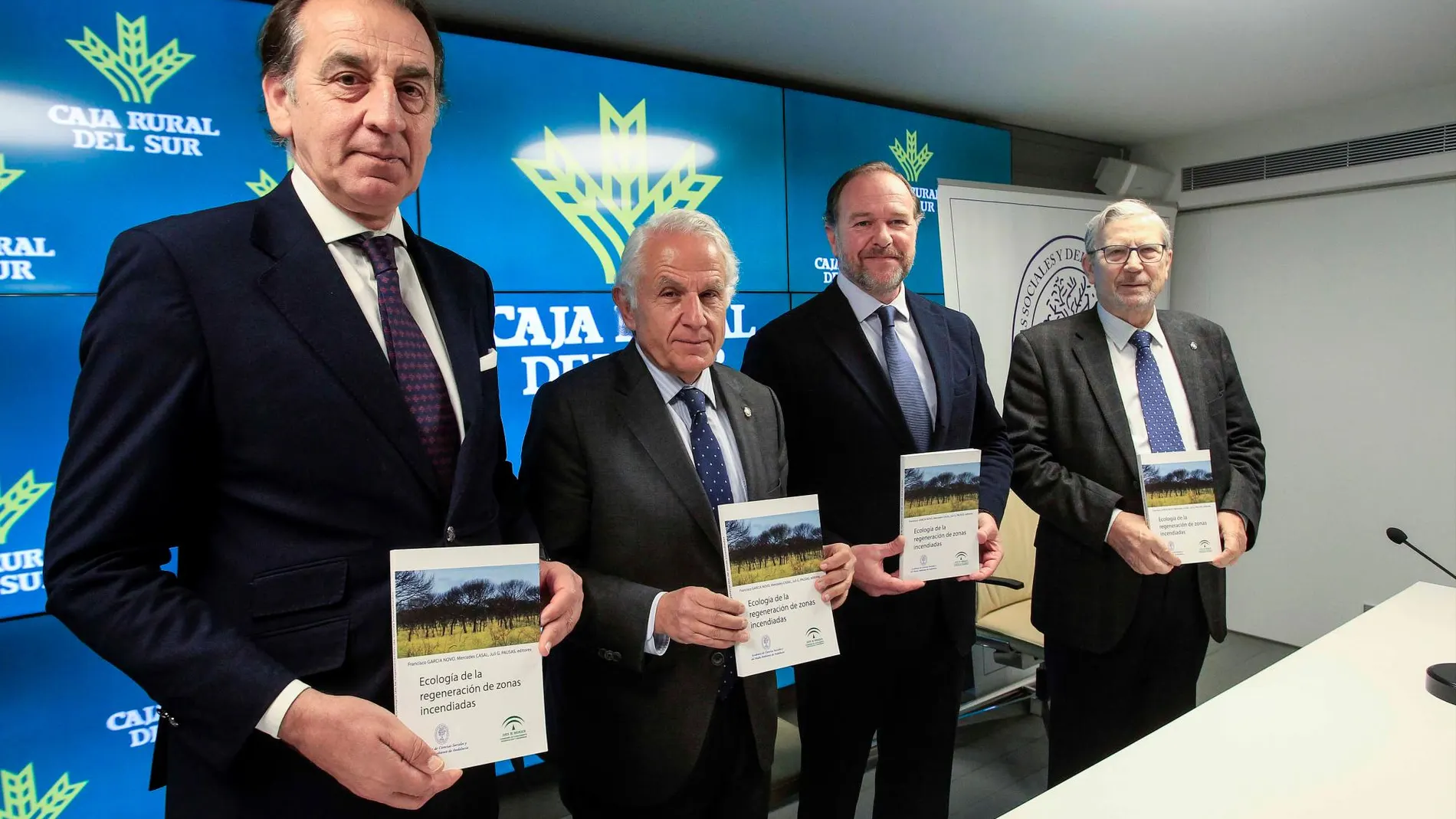 El acto contó con la presencia de José Luis García-Palacios, Antonio Pascual y Francisco García Novo / Foto: Manuel Olmedo