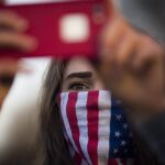 Una joven la pasada semana durante la toma de posesión de Donald Trump como presidente de Estados Unidos