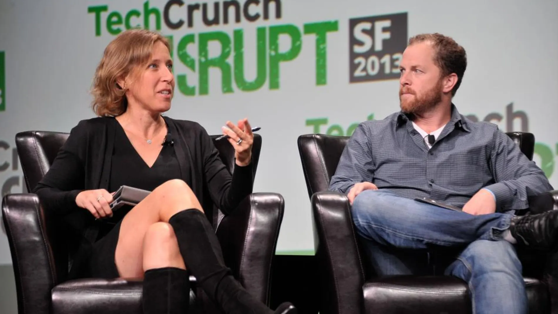 La consejera delegada de YouTube, Susan Wojcicki, a la izquierda