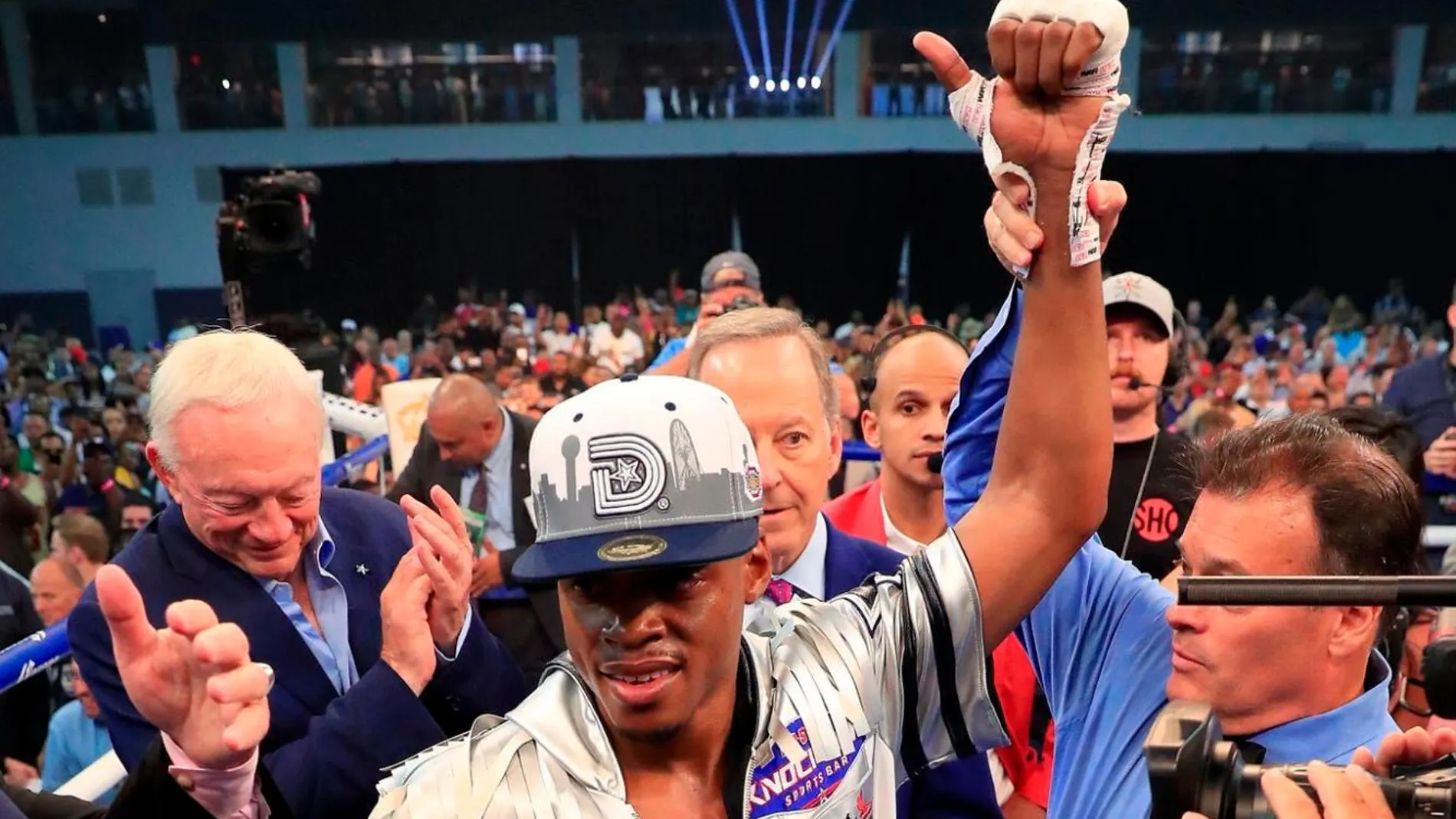 Errol Spence Jr. retiene el título mundial del IBF