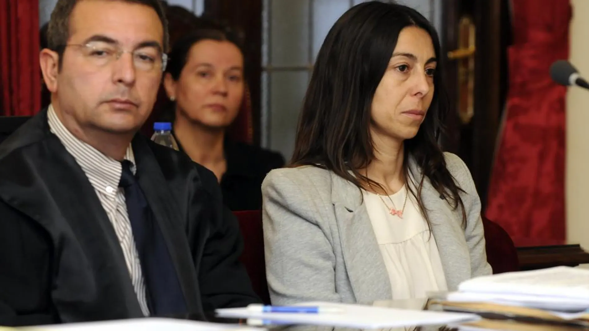 Raquel Gago y Monserrat González durante el juicio