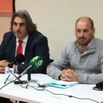 El abogado Alberto Ganga junto a Roberto Benítez, querellante del PP en el “caso Teatro”