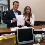 El líder de Ciudadanos, Albert Rivera y la diputada Patricia Reyes, registran en el Congreso una propuesta de Ley para regular la Gestación subrogada