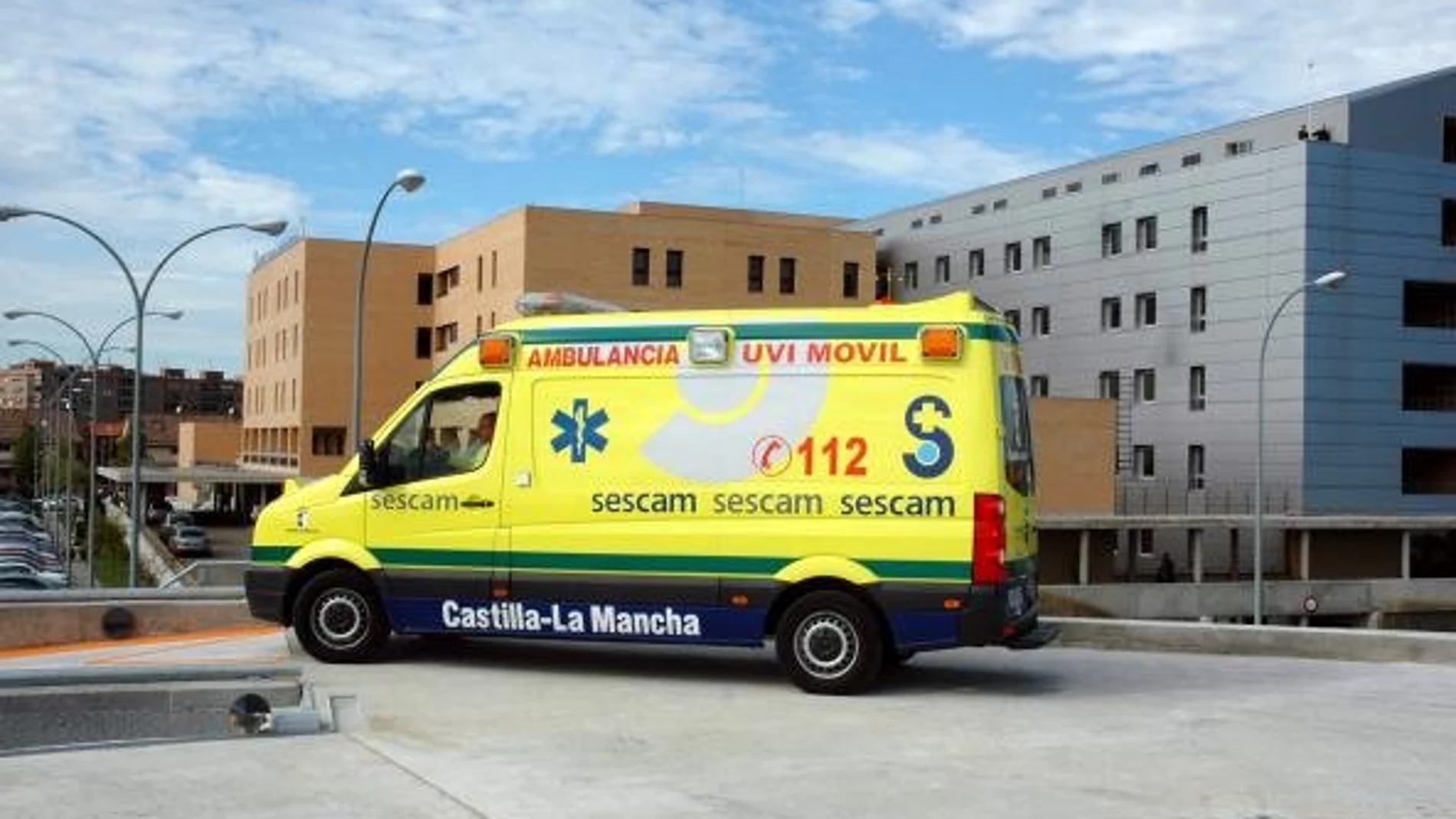 Otro varón de siete años fue trasladado al Hospital Virgen de Salud donde quedó ingresado.