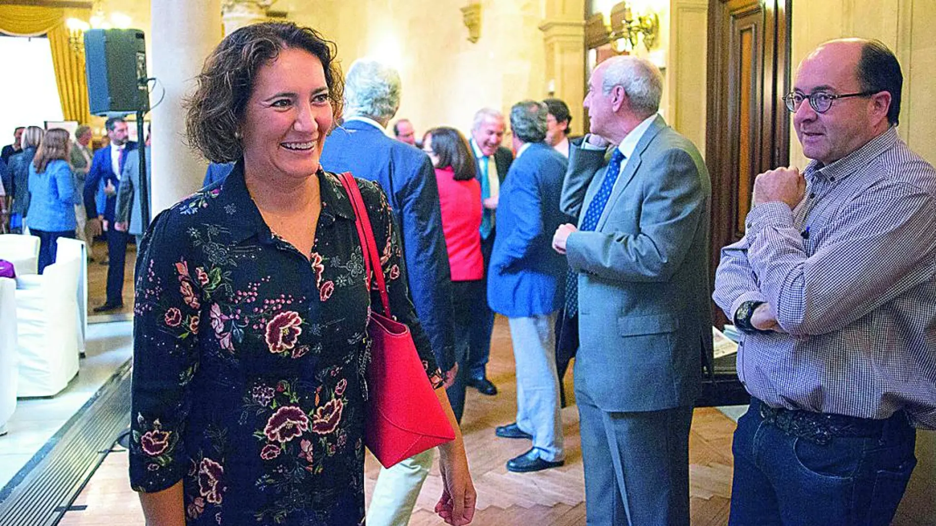 La consejera María Josefa García-Cirac, a su llegada al foro sobre enseñanza del español y turismo idiomático.