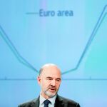 El comisario de Asuntos Económicos y Monetarios, Pierre Moscovici, durante una comparecencia en Bruselas / Efe