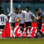 1-1. El Valencia de Neville salva un punto con diez jugadores