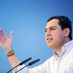 El líder del PP-A, Juanma Moreno, en la Escuela de Verano popular
