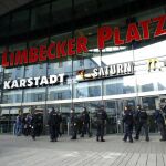 La Policía no permite la apertura del centro ubicado en la plaza Limbecker