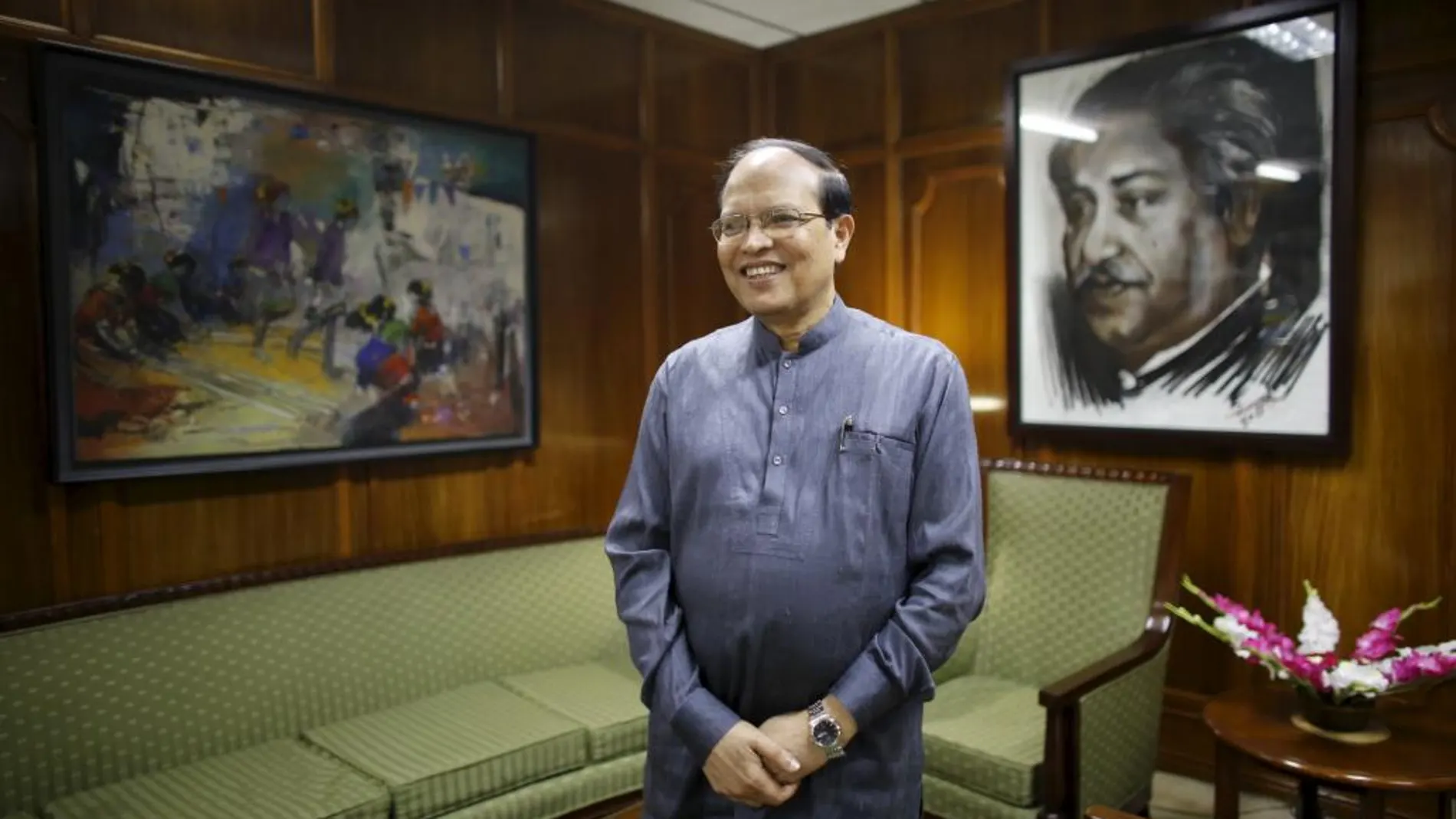 El gobernador del Banco de Bangladesh, Atiur Rahman