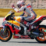 Márquez celebra su sexto triunfo de la temporada y acaricia el mundial de MotoGP/ Efe