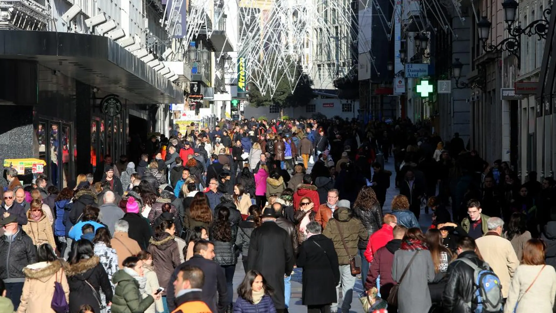 Imagen de la calle Preciados de Madrid, uno de las más comerciales de España
