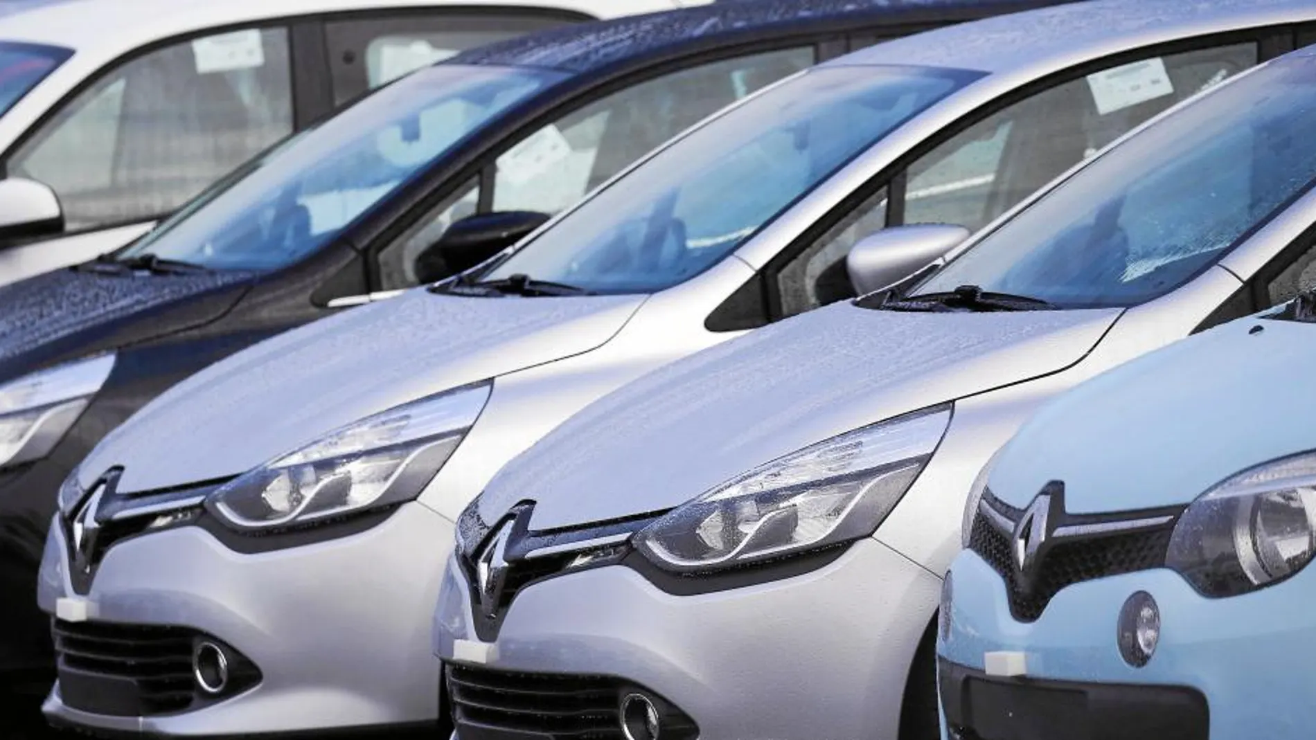 Renault vendió 2,8 millones de vehículos en 2015