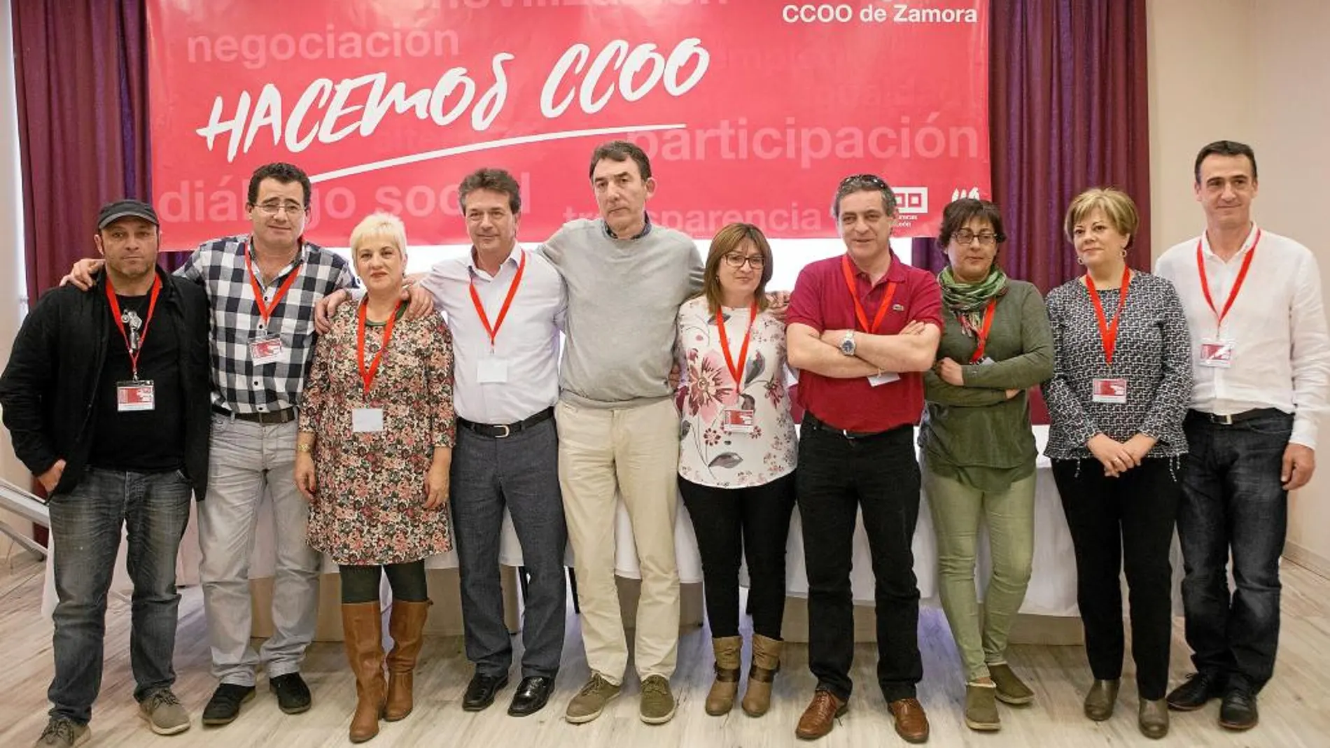 Hernández y Prieto junto a otros sindicalistas, ayer en Zamora