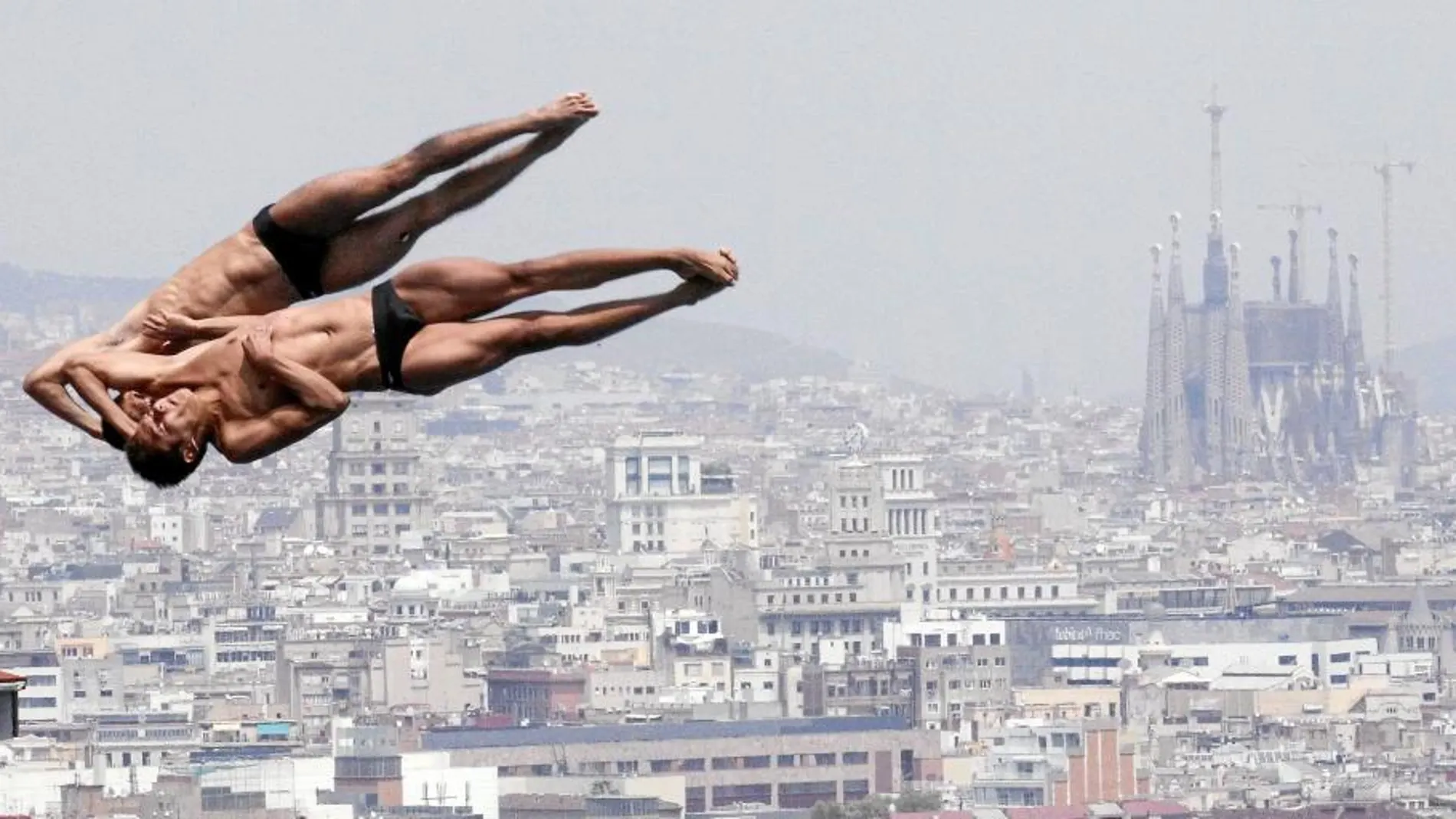 Imagen de la polución de la ciudad durante los mundiales de natación