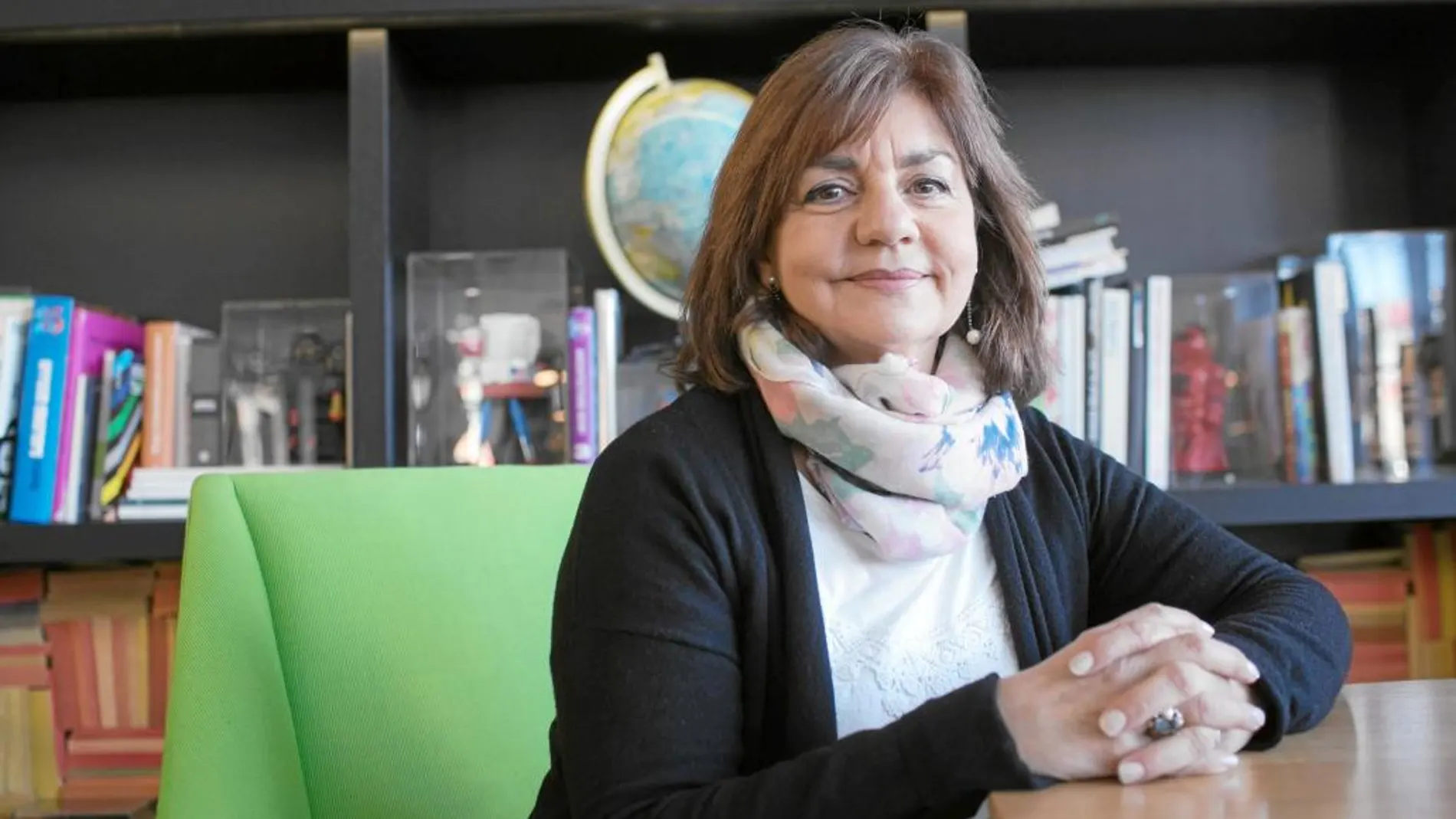 Carmen Cabestany, profesora y secretaria de la asociación «no al acoso escolar»