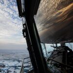 Un buque rompehielos atraviesa el ártico canadiense. (AP Photo/David Goldman)