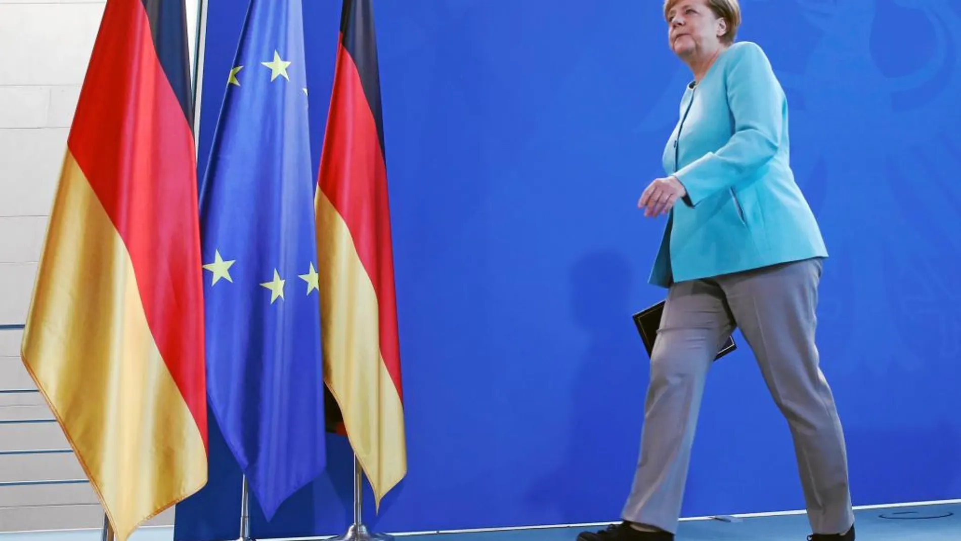 La canciller alemana, Angela Merkel, durante su comparecencia ante los medios, ayer, en Berlín