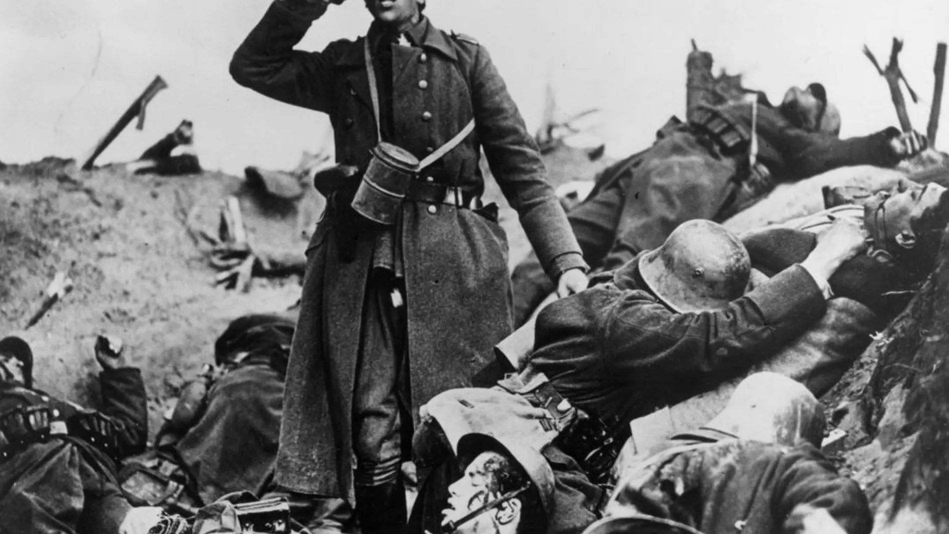 «Westfront 1918», conocida en España como «Cuatro de Infantería», de G. W. Pabst, trató la guerra desde la perspectiva de los soldados rasos