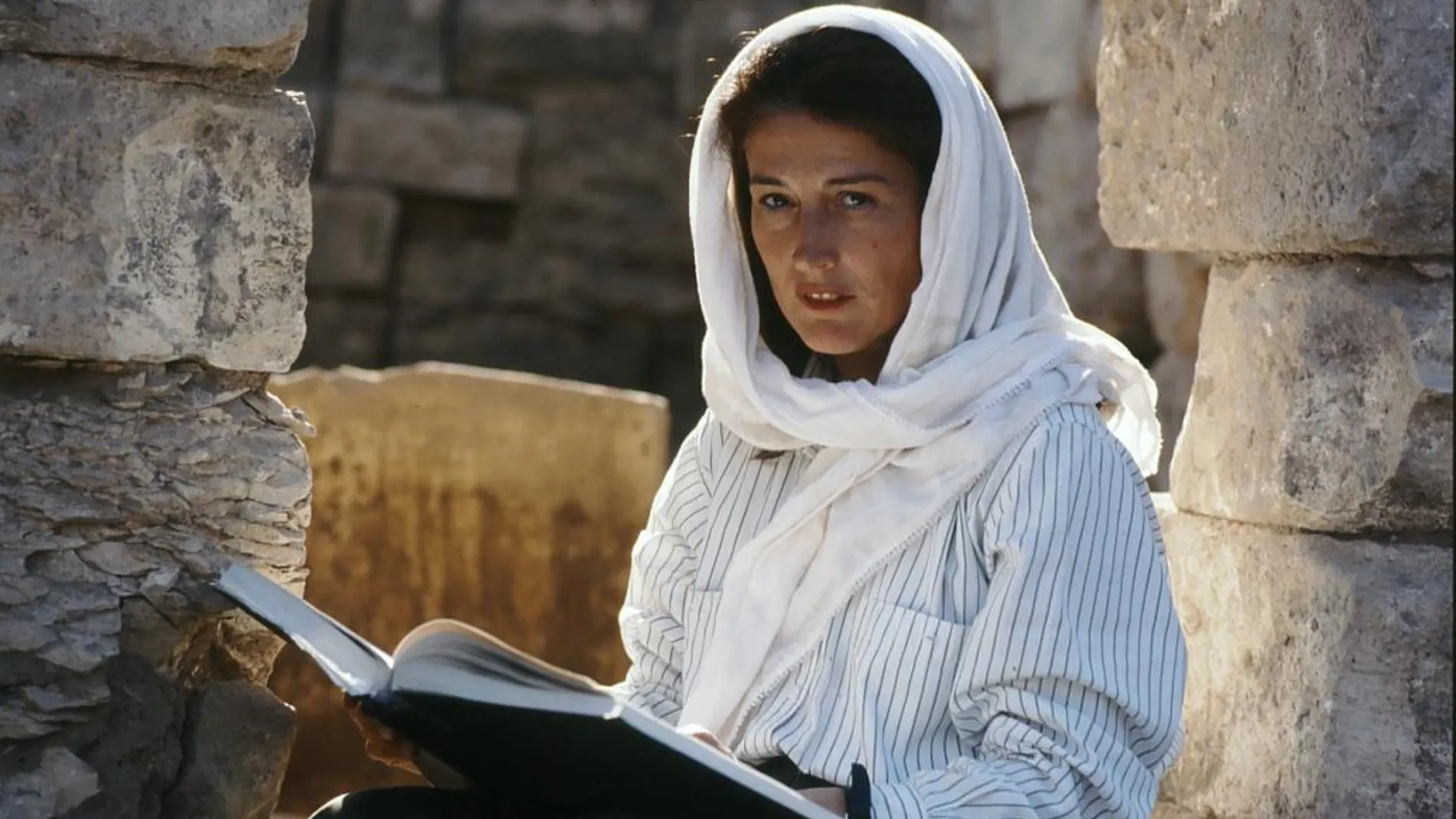 Carmen Pérez Die, durante una campaña arqueológica en Egipto