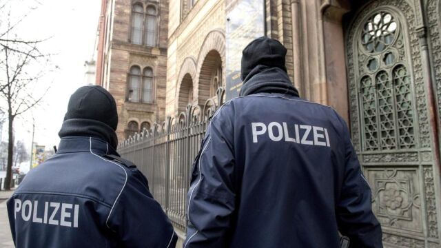 La Policía en las calles de Berlín
