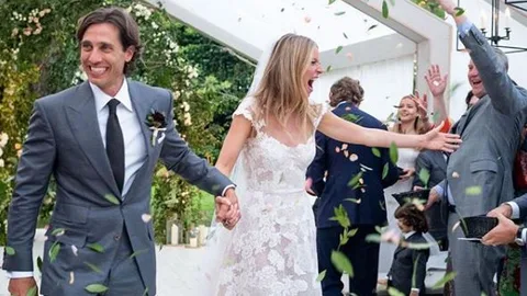 La actriz lució un impresionante vestido de encaje de Valentino Couture / Instagram Gwyneth Paltrow