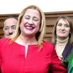 La nueva subdelegada del Gobierno en Soria, Yolanda de Gregorio, junto a María José Salgueiro en su toma de posesión.