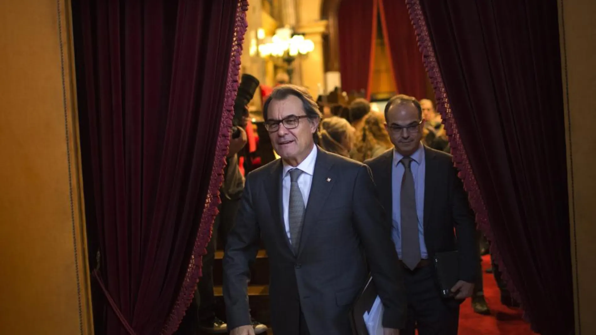 Artur Mas a su llegada ayer al Parlament