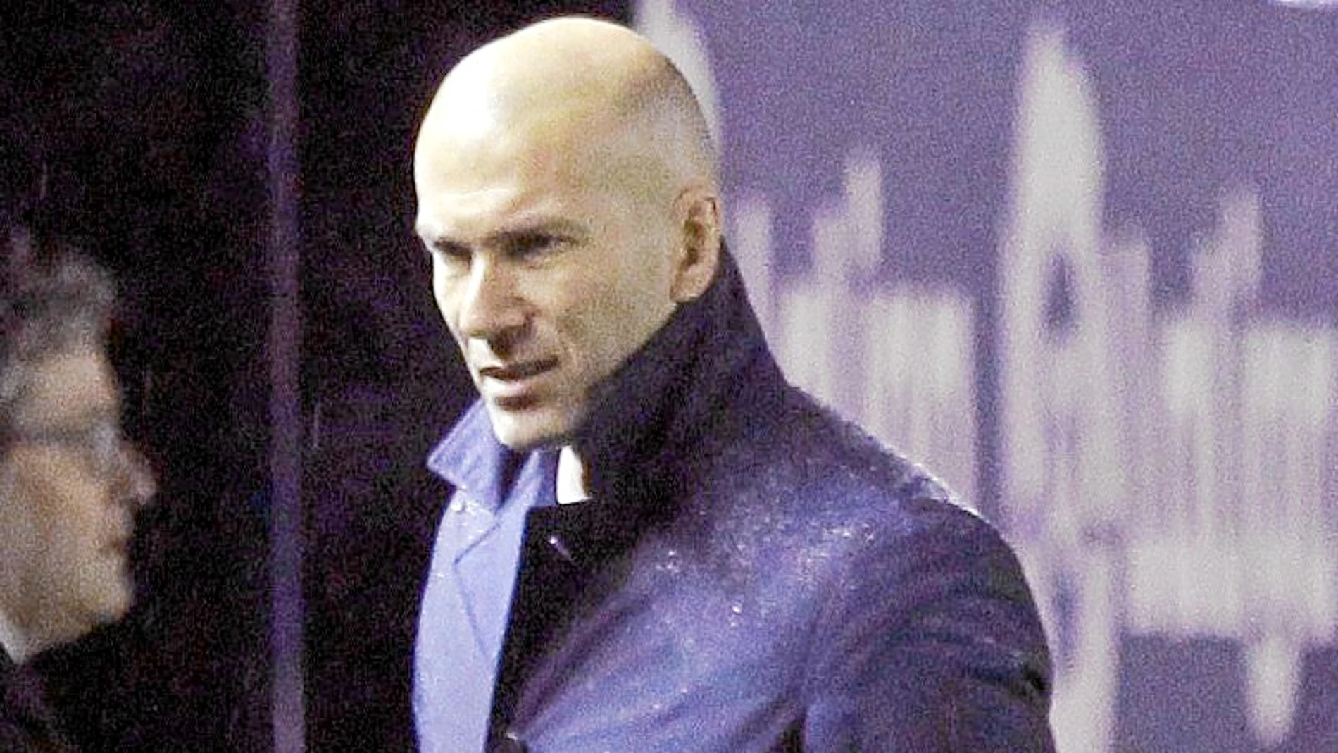 Zinedine Zidane avisó de que se iba a sufrir en Pamplona... y vaya si lo hizo